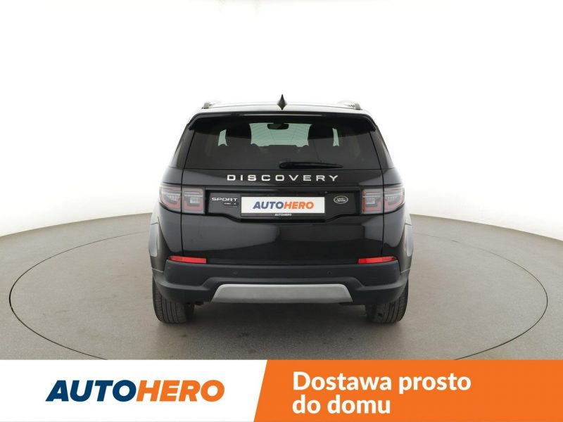 Land Rover Discovery Sport 2.0d Sport Automat AWD Panorama Tempomat Navi GrzanaSkóra Meridian LED