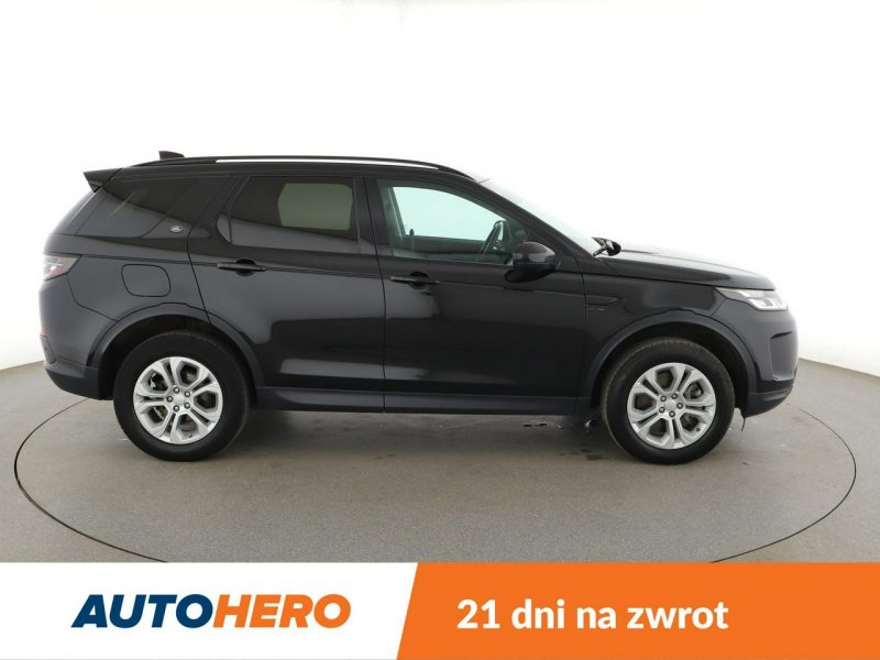 Land Rover Discovery Sport 2.0d Sport Automat AWD Panorama Tempomat Navi GrzanaSkóra Meridian LED