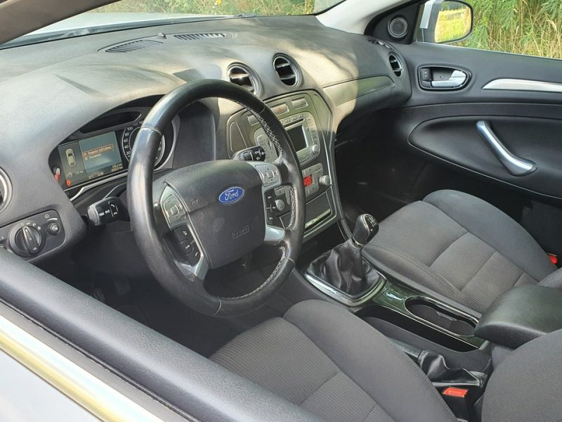 Ford Mondeo 2.0 146KM # TITANIUM # Convers+ # NAVI # Parktronic # Serwisowany !!! Mk4 (2007-2014)