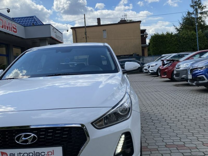 Hyundai i30 1.4 99KM Kamera, Navi,Gwarancja III (2017-)