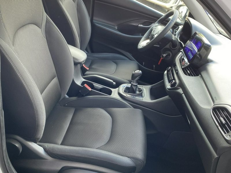 Hyundai i30 1.4 99KM Kamera, Navi,Gwarancja III (2017-)