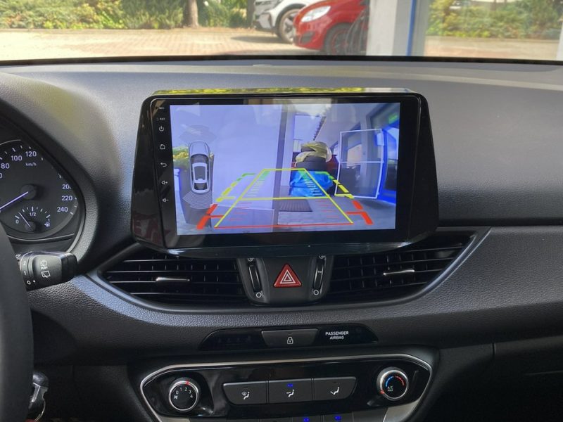 Hyundai i30 1.4 99KM Kamera, Navi,Gwarancja III (2017-)