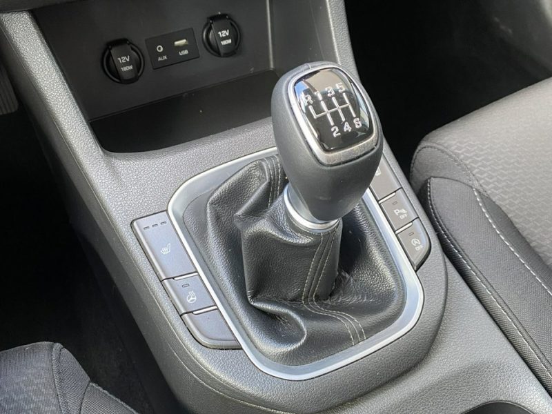 Hyundai i30 1.4 99KM Kamera, Navi,Gwarancja III (2017-)