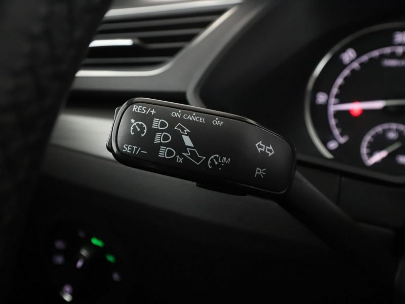 Škoda Superb klima auto grzane fotele czujniki parkowania III (2015-2023)