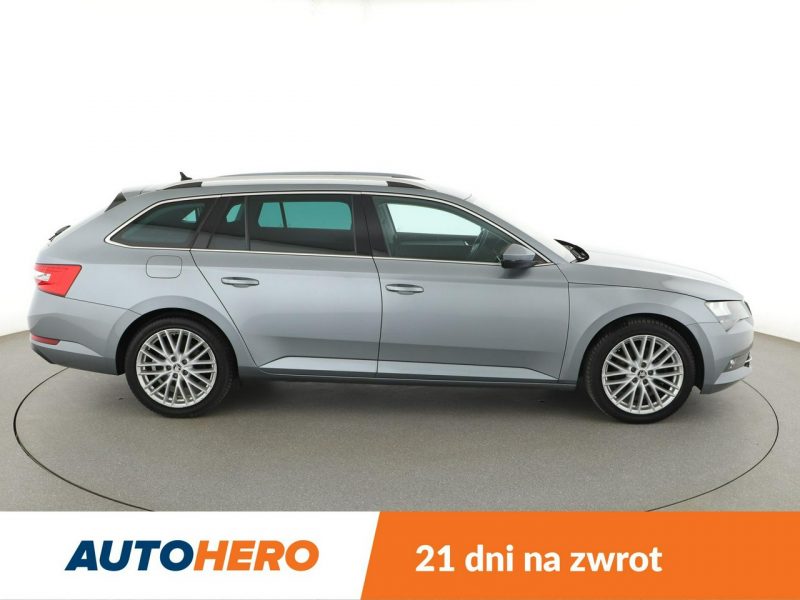 Škoda Superb klima auto grzane fotele czujniki parkowania III (2015-2023)