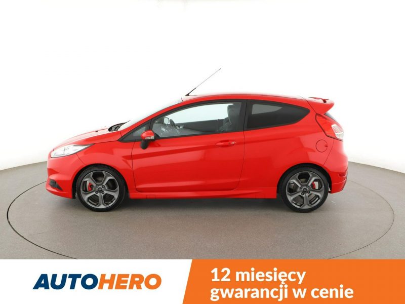 Ford Fiesta klima auto navi RECARO gzrane fotele kamera i czujniki parkowania Mk7 (2008-)