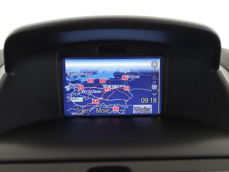 Ford Fiesta klima auto navi RECARO gzrane fotele kamera i czujniki parkowania Mk7 (2008-)