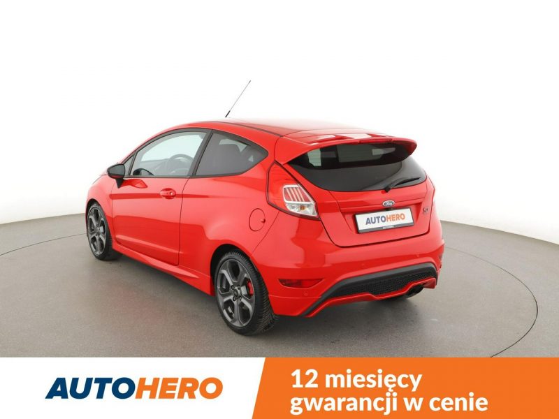 Ford Fiesta klima auto navi RECARO gzrane fotele kamera i czujniki parkowania Mk7 (2008-)