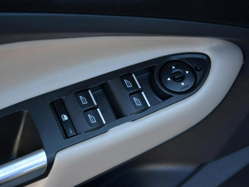 Ford Kuga 2.0TDCi(150KM)Navi Tablet Kamera Skóry ParkAssist Bi-xenon Ledy ASO II (2012-)