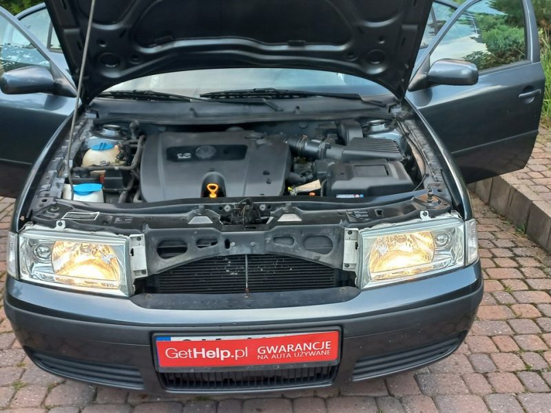 Škoda Octavia Salon PL 1.6 MPI 102 KM Klima Tour 1 właściciel 16 lat I (1996-2011)