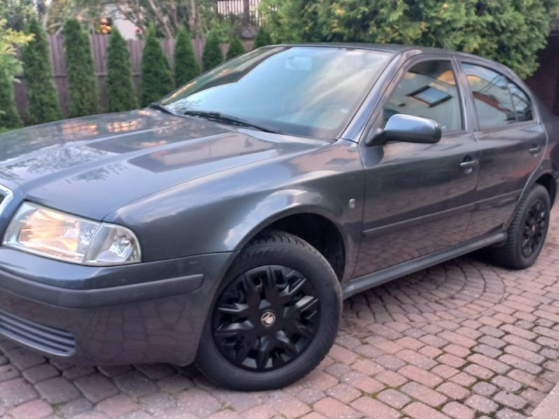 Škoda Octavia Salon PL 1.6 MPI 102 KM Klima Tour 1 właściciel 16 lat I (1996-2011)