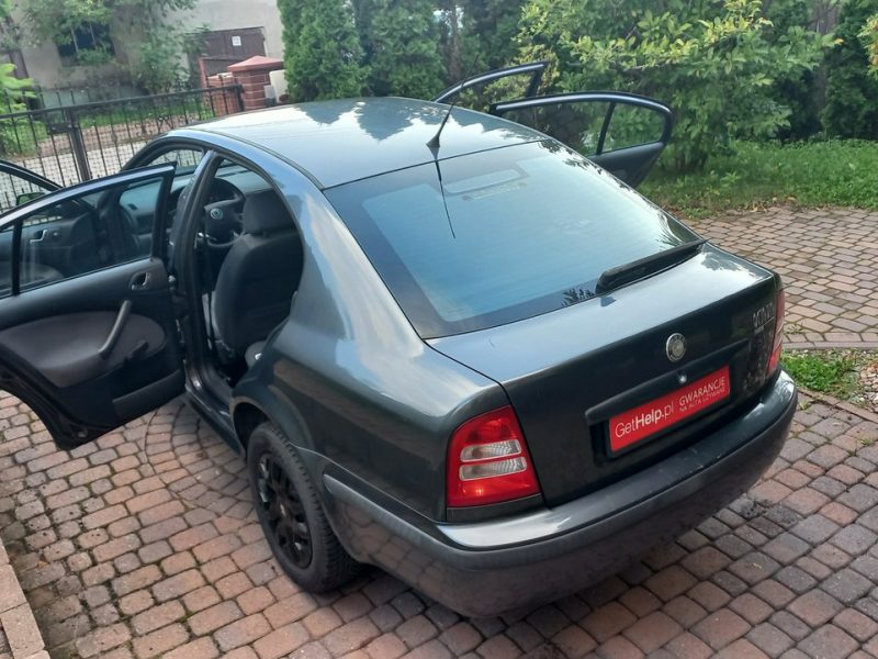 Škoda Octavia Salon PL 1.6 MPI 102 KM Klima Tour 1 właściciel 16 lat I (1996-2011)