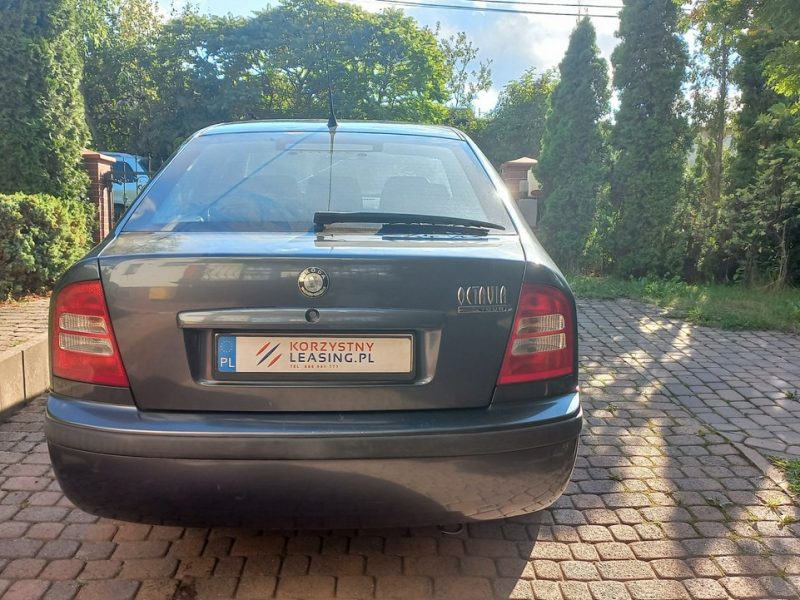 Škoda Octavia Salon PL 1.6 MPI 102 KM Klima Tour 1 właściciel 16 lat I (1996-2011)