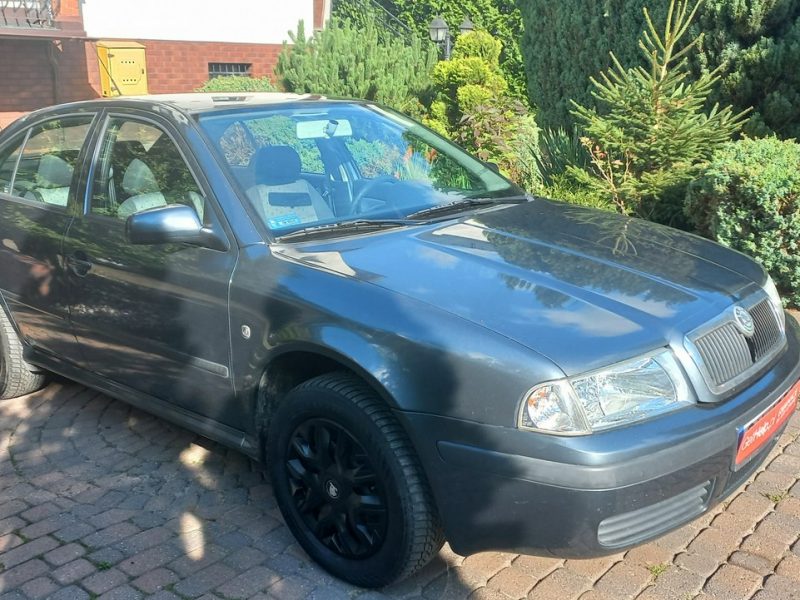 Škoda Octavia Salon PL 1.6 MPI 102 KM Klima Tour 1 właściciel 16 lat I (1996-2011)