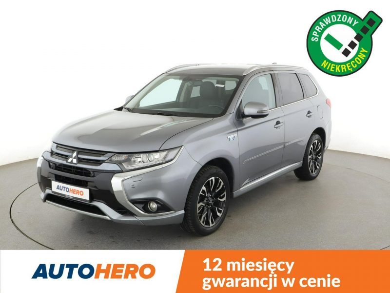 Mitsubishi Outlander PHEV automat 4x4 navi kamera grzane fotele hak tempomat III (2012-)