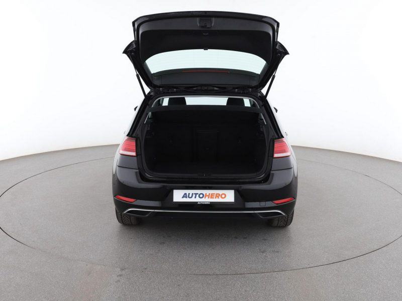 Volkswagen Golf FV23% full LED navi klima auto czujniki parkowania VII (2012-)