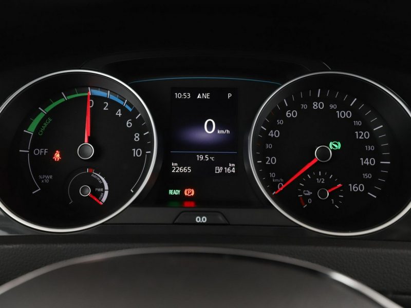 Volkswagen Golf FV23% full LED navi klima auto czujniki parkowania VII (2012-)