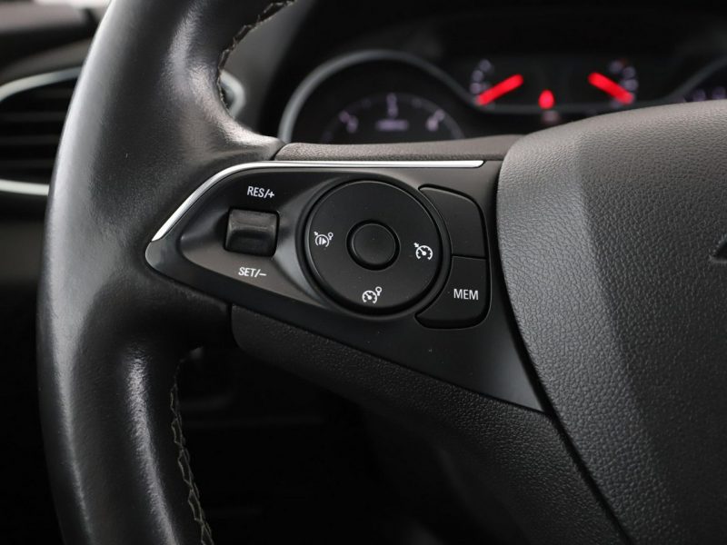Hyundai Tucson Klimatyzacja Podgrzewane fotele Czujniki parkowania Bluetooth III (2015-2020)