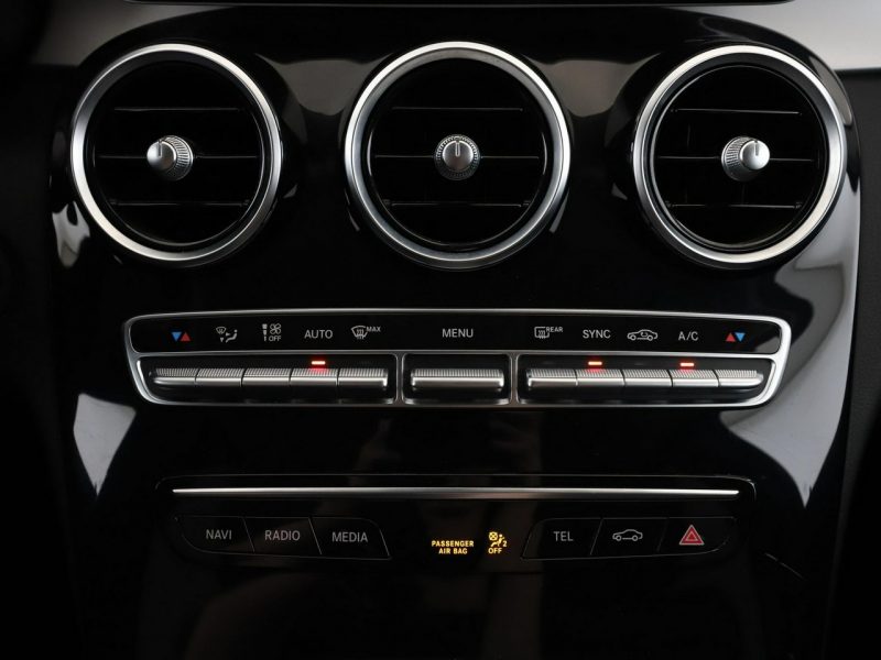 Mercedes C 200 C 200d Automat Tempomat Nawigacja Grzane Fotele ParkAssist Kamera LED W205 (2014-2021)