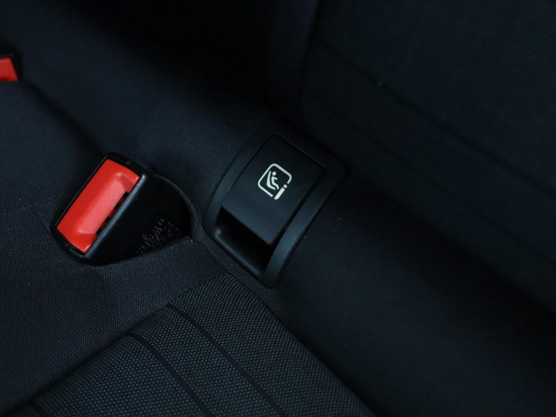 Mercedes C 200 C 200d Automat Tempomat Nawigacja Grzane Fotele ParkAssist Kamera LED W205 (2014-2021)