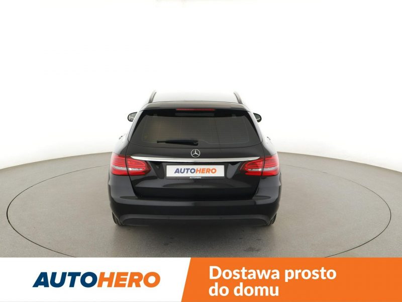Mercedes C 200 C 200d Automat Tempomat Nawigacja Grzane Fotele ParkAssist Kamera LED W205 (2014-2021)