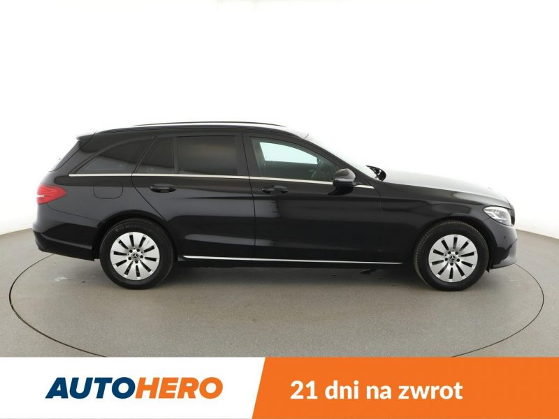Mercedes C 200 C 200d Automat Tempomat Nawigacja Grzane Fotele ParkAssist Kamera LED W205 (2014-2021)