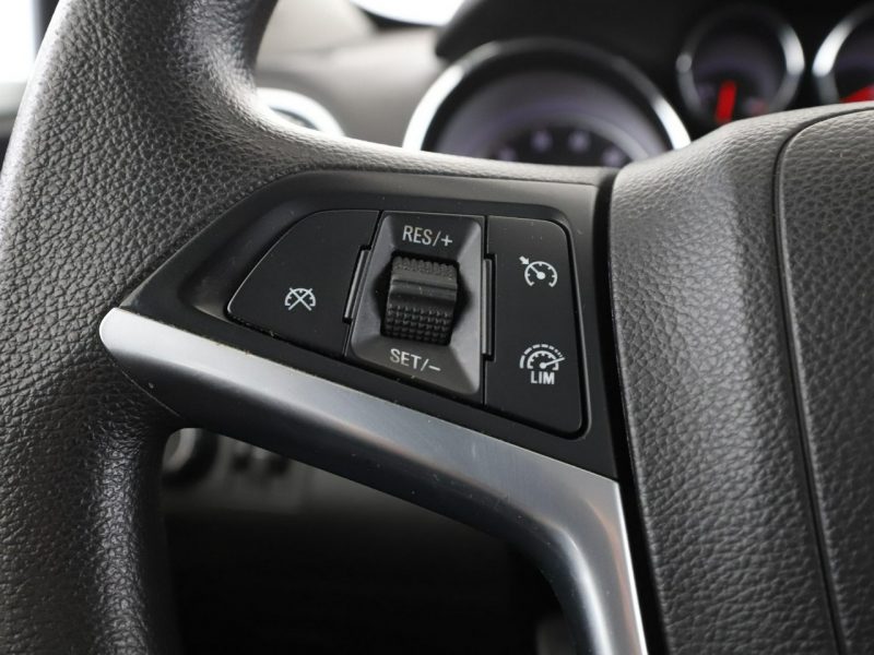 Opel Mokka MPI klimatyzacja multifunkcja radio I (2012-2019)