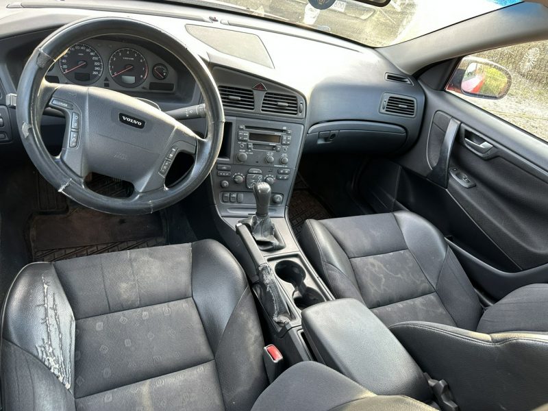 Volvo V70 Niezawodna benzyna, klimatronik, hak, tempomat, pół skóry II (1999-2007)