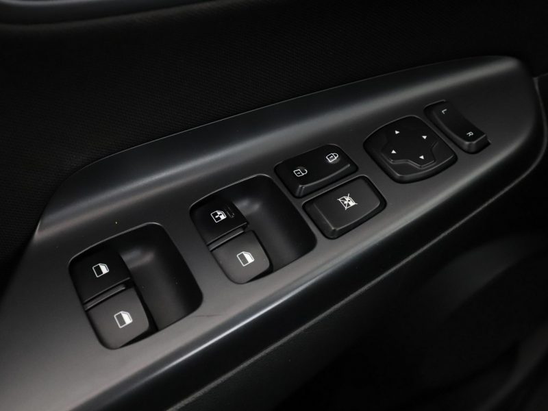 Hyundai Kona kamera tempomat klima-auto Bluetooth I (2017-2023)