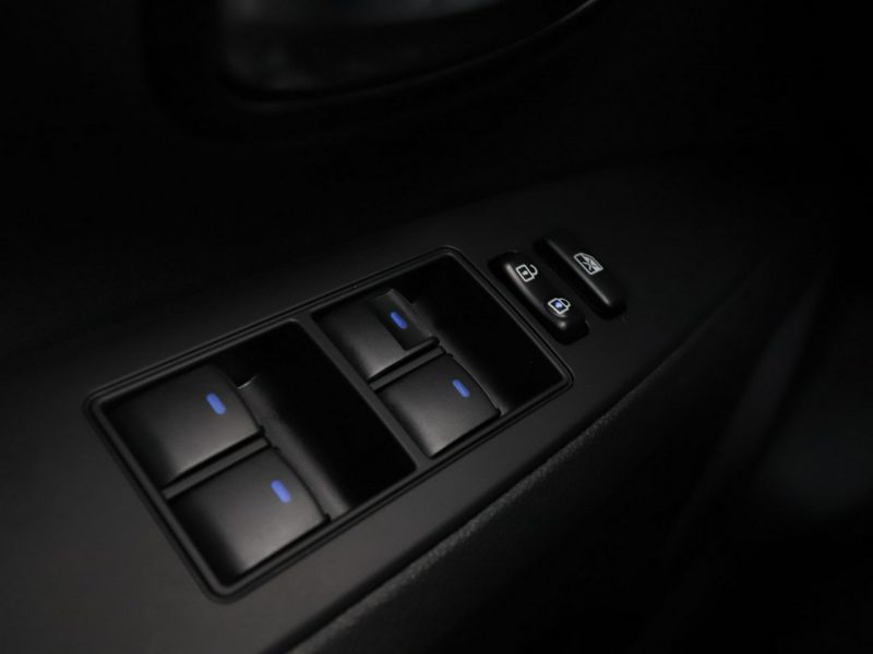 Toyota Avensis Executive automat skóra panorama navi grzane fotele tempomat hak LED k III (2009-)