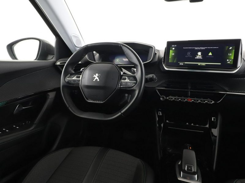 Peugeot 2008 Allure Business automat navi kamera180 tempomat LED II (2019-)