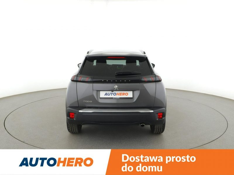 Peugeot 2008 Allure Business automat navi kamera180 tempomat LED II (2019-)