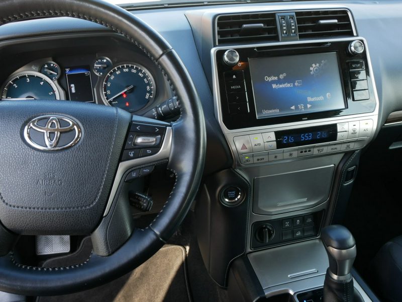 Toyota Land Cruiser 2.8 D-4D 177KM Premium -4x4 -Automat -Kraj -1 Wł -Serwis ASO +Opony VII (2017-)