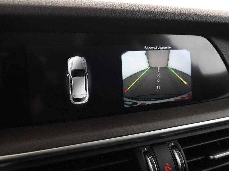 Alfa Romeo Stelvio FV23% automat 280KM 4x4 skóra navi grzane fotele kamera panorama temp