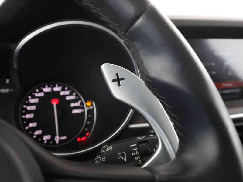 Alfa Romeo Stelvio FV23% automat 280KM 4x4 skóra navi grzane fotele kamera panorama temp