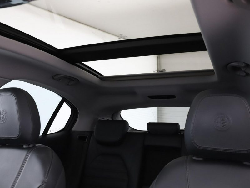 Alfa Romeo Stelvio FV23% automat 280KM 4x4 skóra navi grzane fotele kamera panorama temp