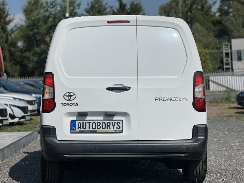 Toyota ProAce City Salon Polska Poleasingowy I właściciel Serwis ASO VAT 23% Bezwypadkowy
