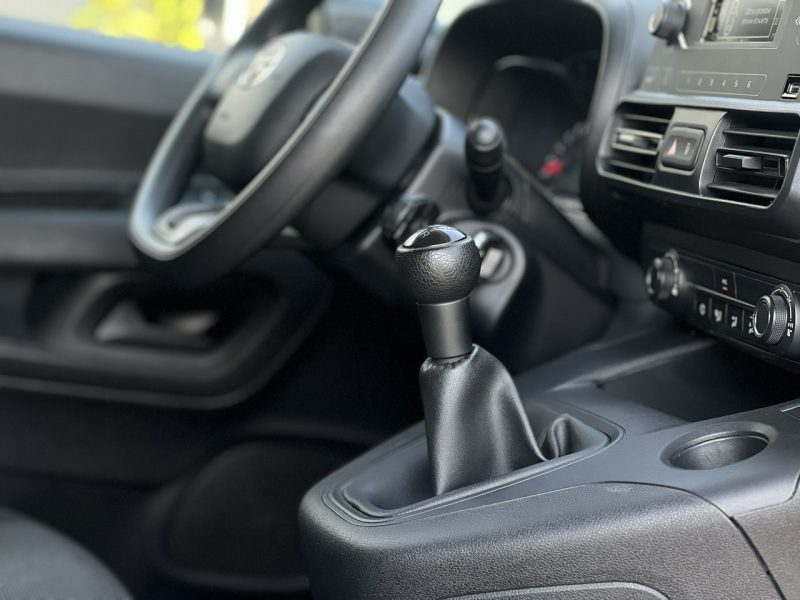 Toyota ProAce City Salon Polska Poleasingowy I właściciel Serwis ASO VAT 23% Bezwypadkowy