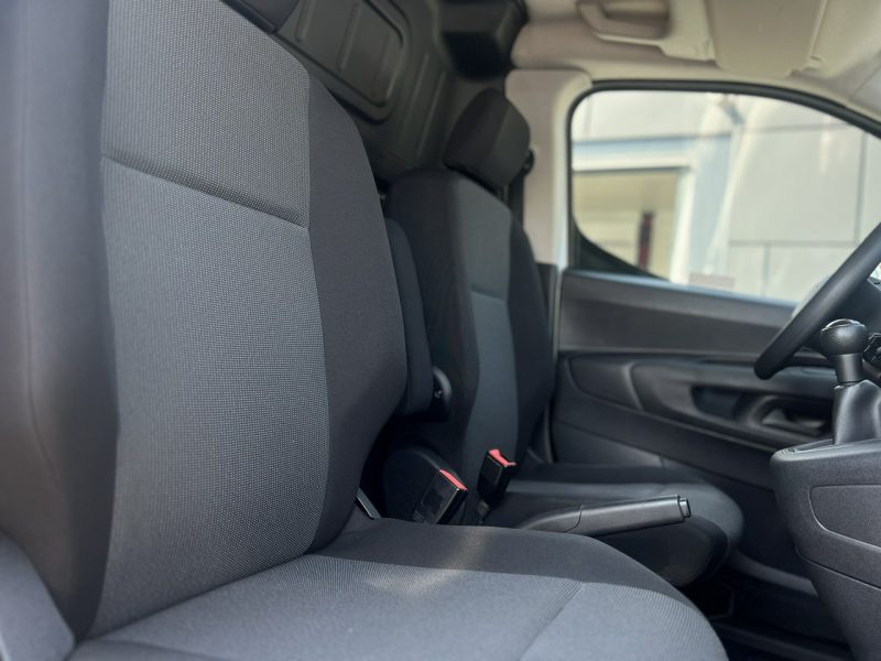 Toyota ProAce City Salon Polska Poleasingowy I właściciel Serwis ASO VAT 23% Bezwypadkowy