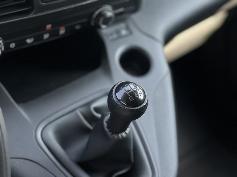 Toyota ProAce City Salon Polska Poleasingowy I właściciel Serwis ASO VAT 23% Bezwypadkowy