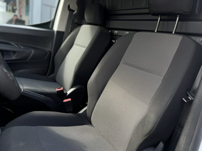 Toyota ProAce City Salon Polska Poleasingowy I właściciel Serwis ASO VAT 23% Bezwypadkowy