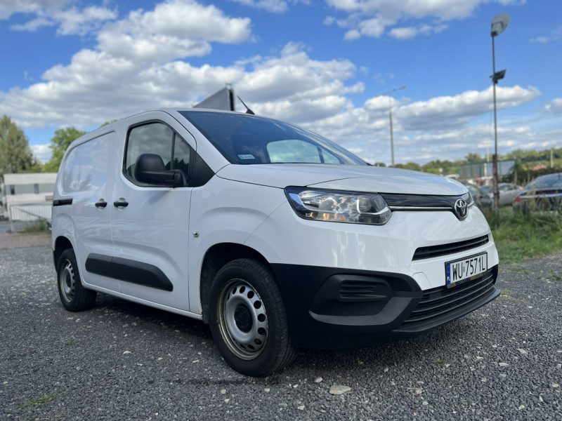 Toyota ProAce City Salon Polska Poleasingowy I właściciel Serwis ASO VAT 23% Bezwypadkowy