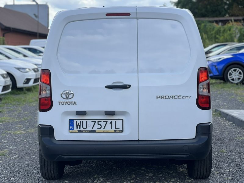 Toyota ProAce City Salon Polska Poleasingowy I właściciel Serwis ASO VAT 23% Bezwypadkowy