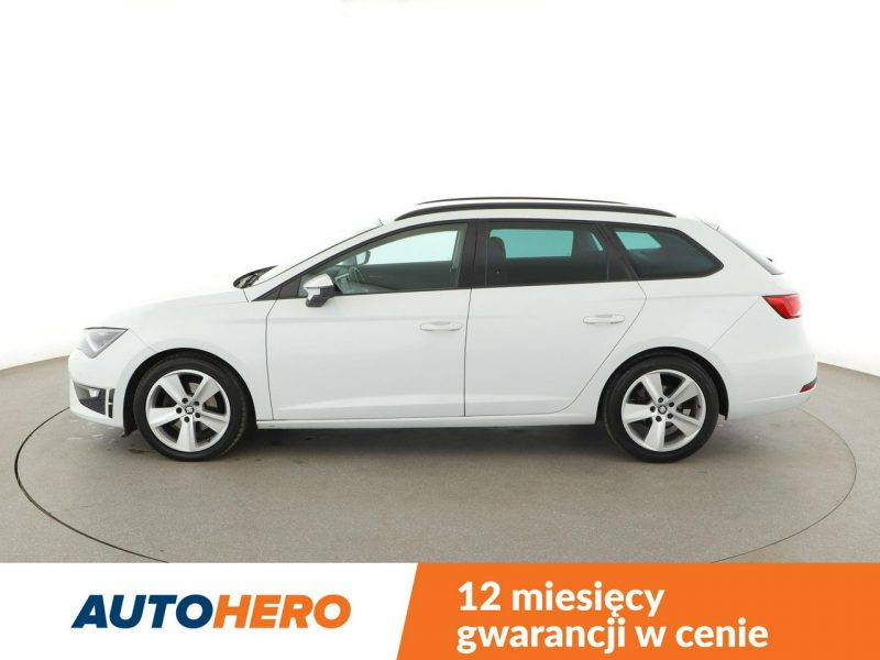 Seat Leon full LED navi półskóra grzane fotele czujniki parkowania III (2012-)