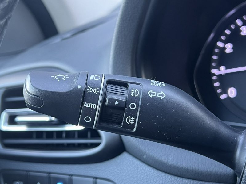 Hyundai i30 1.5DPI 110KM Comfort+Pakiet Zimowy Kamera Tył Salon Polska 1wł. FV23% III (2017-)