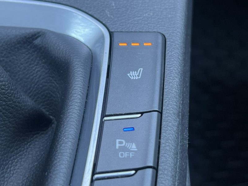 Hyundai i30 1.5DPI 110KM Comfort+Pakiet Zimowy Kamera Tył Salon Polska 1wł. FV23% III (2017-)