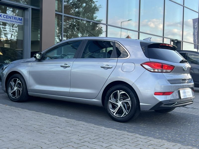 Hyundai i30 1.5DPI 110KM Comfort+Pakiet Zimowy Kamera Tył Salon Polska 1wł. FV23% III (2017-)