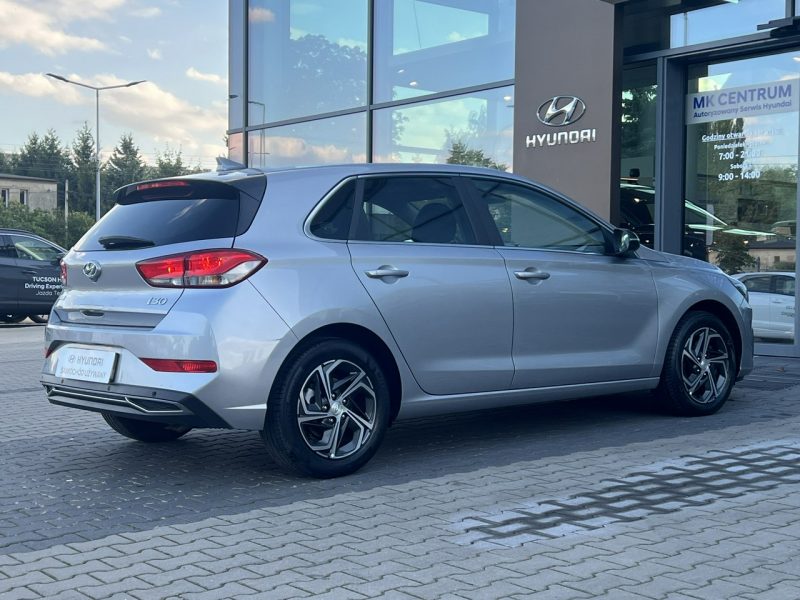 Hyundai i30 1.5DPI 110KM Comfort+Pakiet Zimowy Kamera Tył Salon Polska 1wł. FV23% III (2017-)