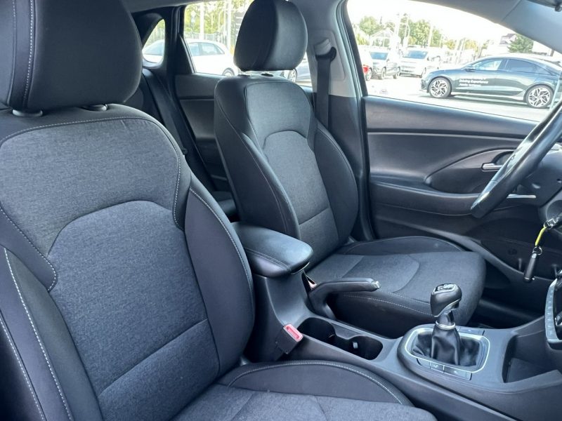 Hyundai i30 1.5DPI 110KM Comfort+Pakiet Zimowy Kamera Tył Salon Polska 1wł. FV23% III (2017-)
