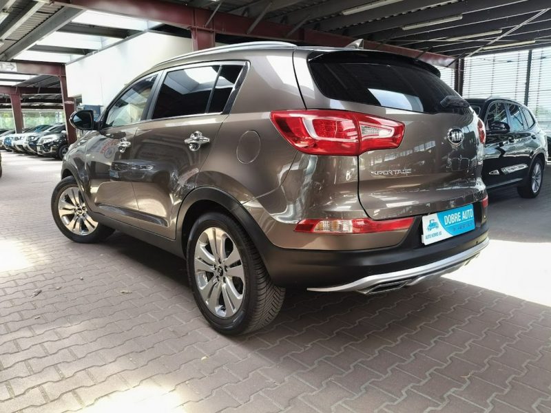 Kia Sportage 2.0 163 KM Kamera, Navi, Grzane Fotele Przód/Tył, HandsFree, Xenon III (2010-2015)
